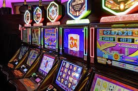 Allbet live blackjack table on waktogel toto mobile app showing dealer, cards, and betting interface